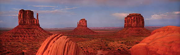 Monument Valley, Mexican Hut, Utah, USA