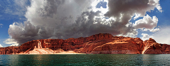 Lake Powell mit Rainbow Bridge, Page, Arizona, USA
