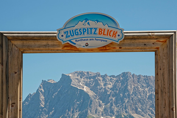 Fernpass mit Zugspitzmassiv und Blindsee