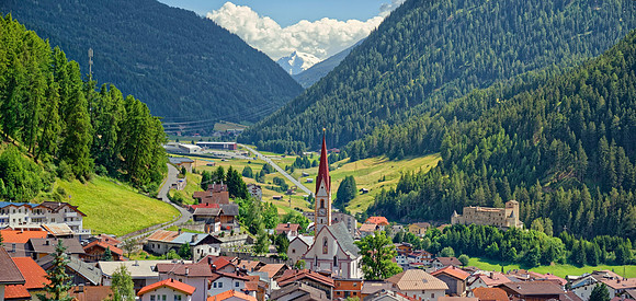 Nauders mit Ortler